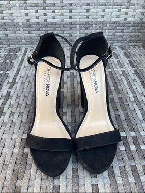 Fashion Nova Black Open-Toe Ankle Strap Heels